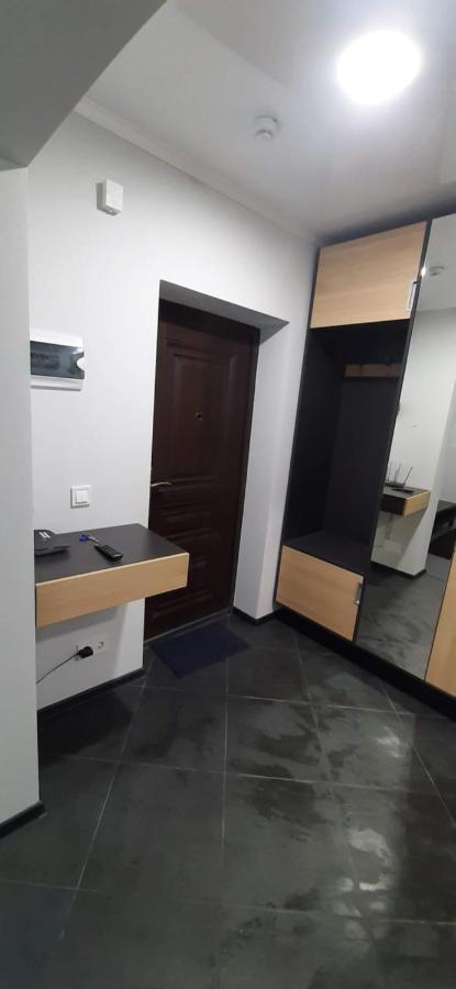 Modern Apartment In The Center Of Town Кишинів Екстер'єр фото