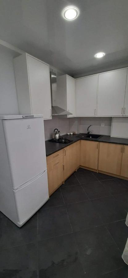 Modern Apartment In The Center Of Town Кишинів Екстер'єр фото